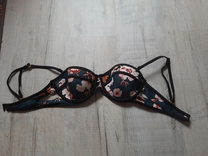 Haut de maillot de bain T38