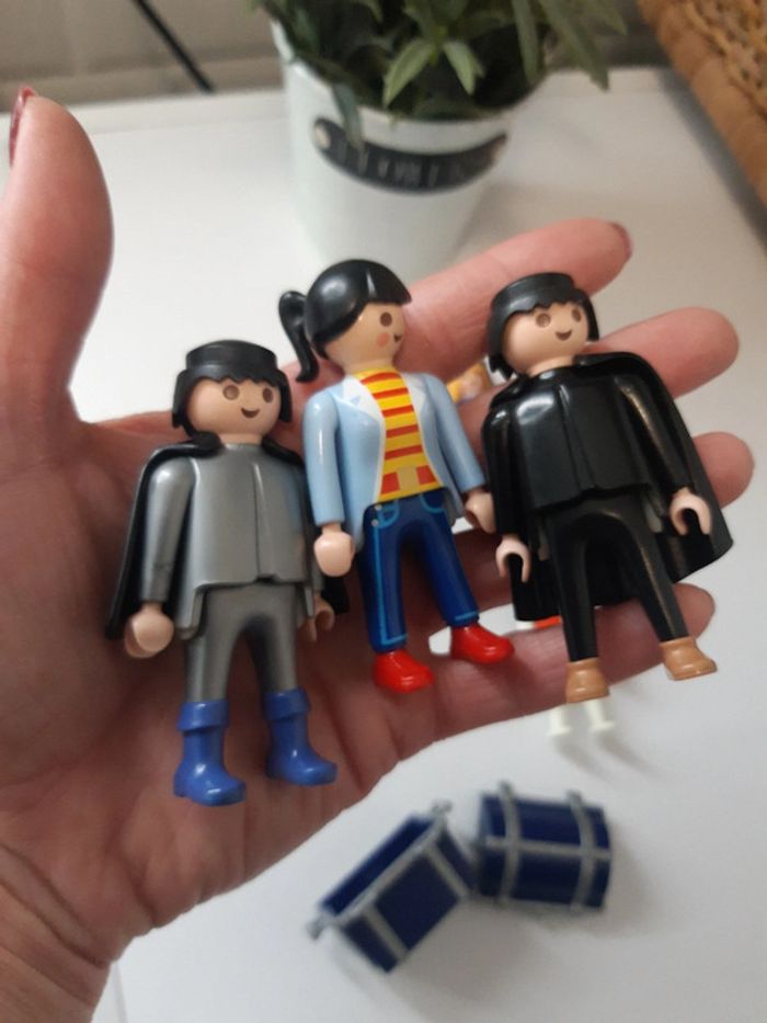 😺 lot personnages playmobil et accessoires 😺 - photo numéro 5