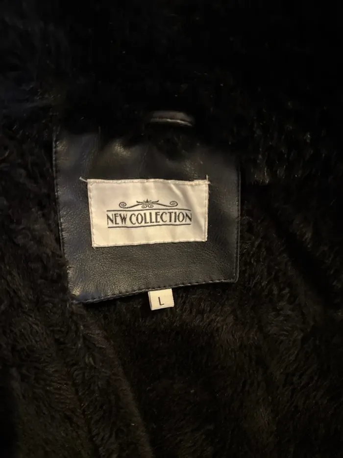Magnifique veste en simili cuir et fourrure - photo numéro 4