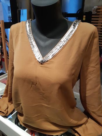 Les p'tites bombes blouse T.38/40 neuve