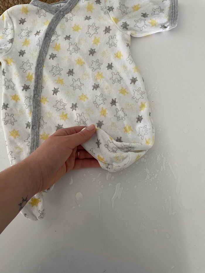 Pyjamas 1 mois - photo numéro 2