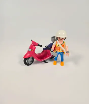 Playmobil Femme à scooter