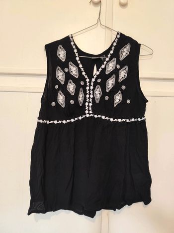 Débardeur haut femme taille 42 noir avec broderies