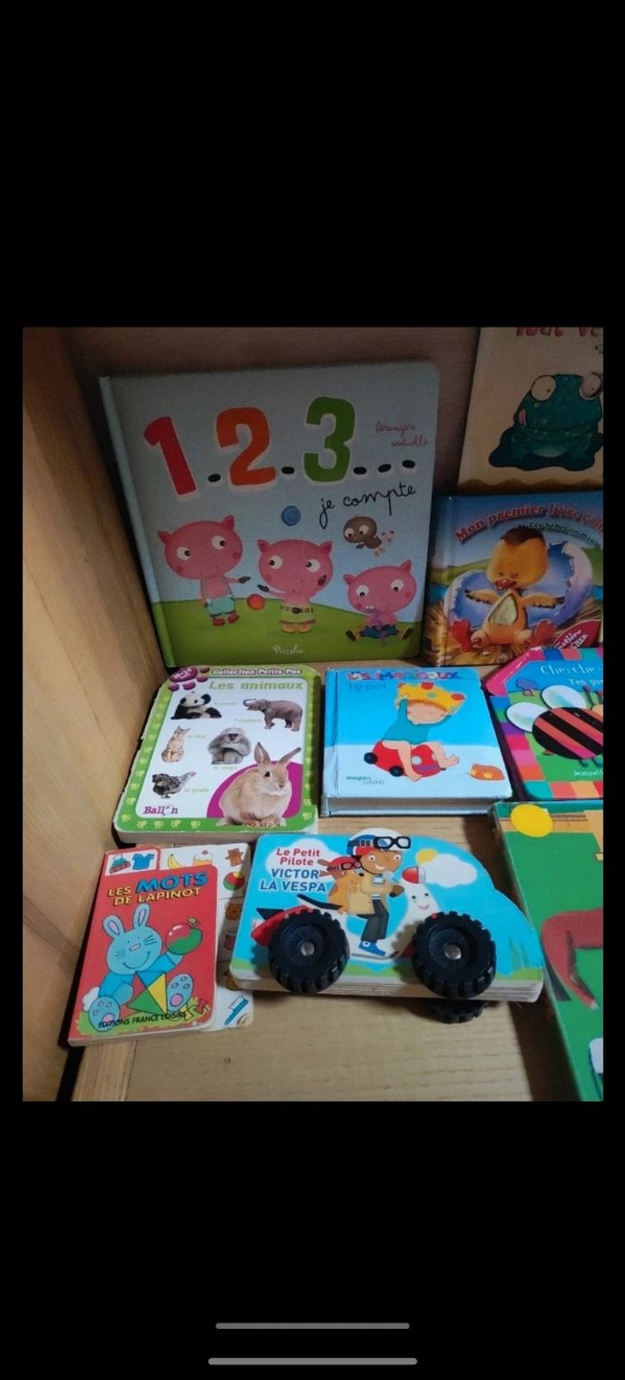 Lot de livres premièr age