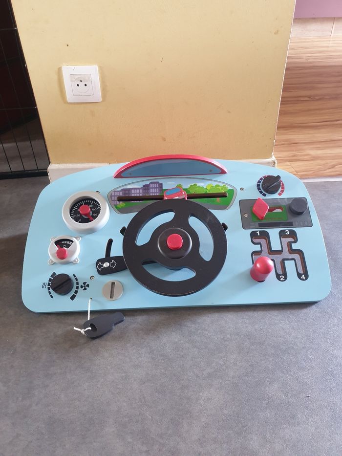 Tableau de bord voiture en bois