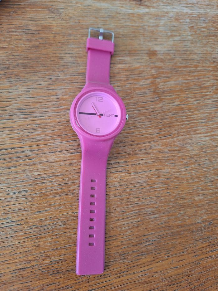 Montre femme - photo numéro 2