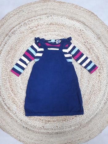 Robe à bretelles et haut manches longues