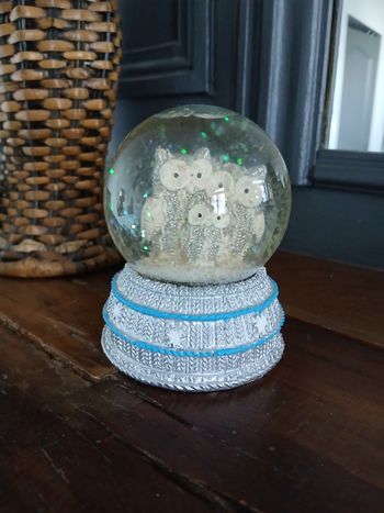 Boule de neige 3 Hiboux sous la neige blanc & bleu & argenté - JJA