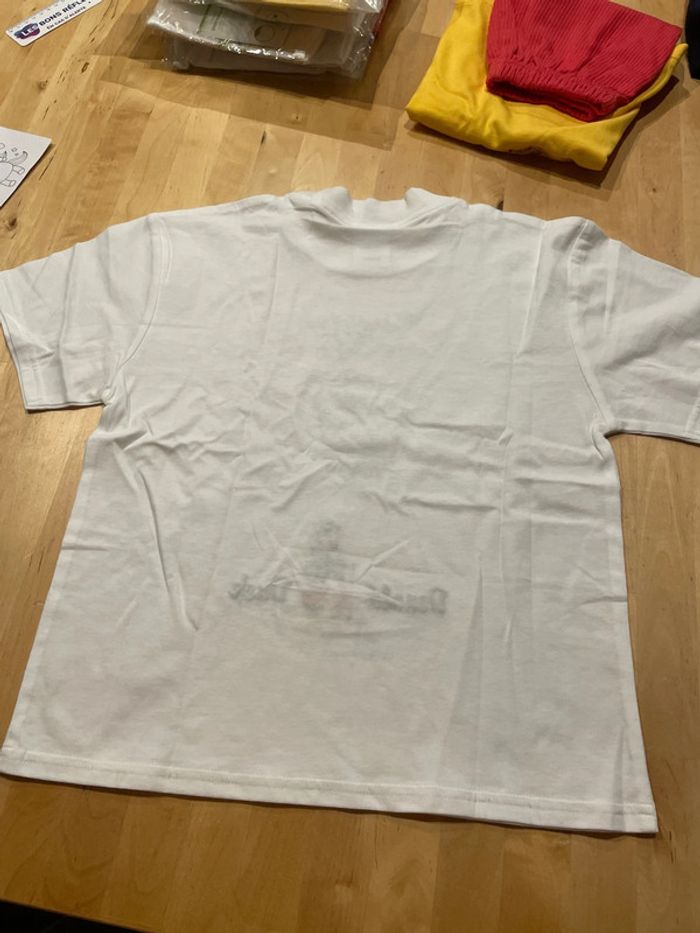 TEE Shirt Donald duck 6/8 ans neuf - photo numéro 6