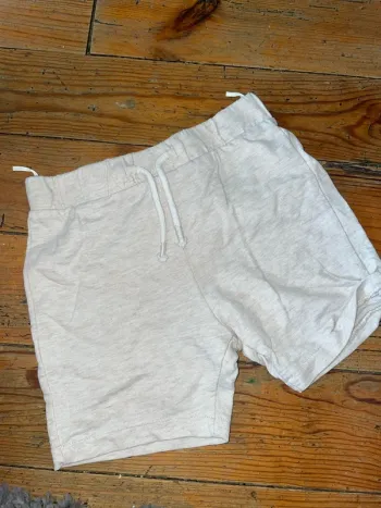 Short 24/36 mois 98cm C&A