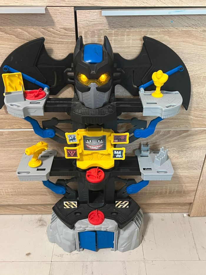 Imaginext DC super friends batcave transformable - photo numéro 3