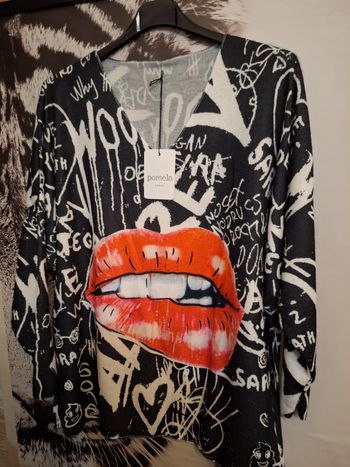 Pull col v pomelo taille 48