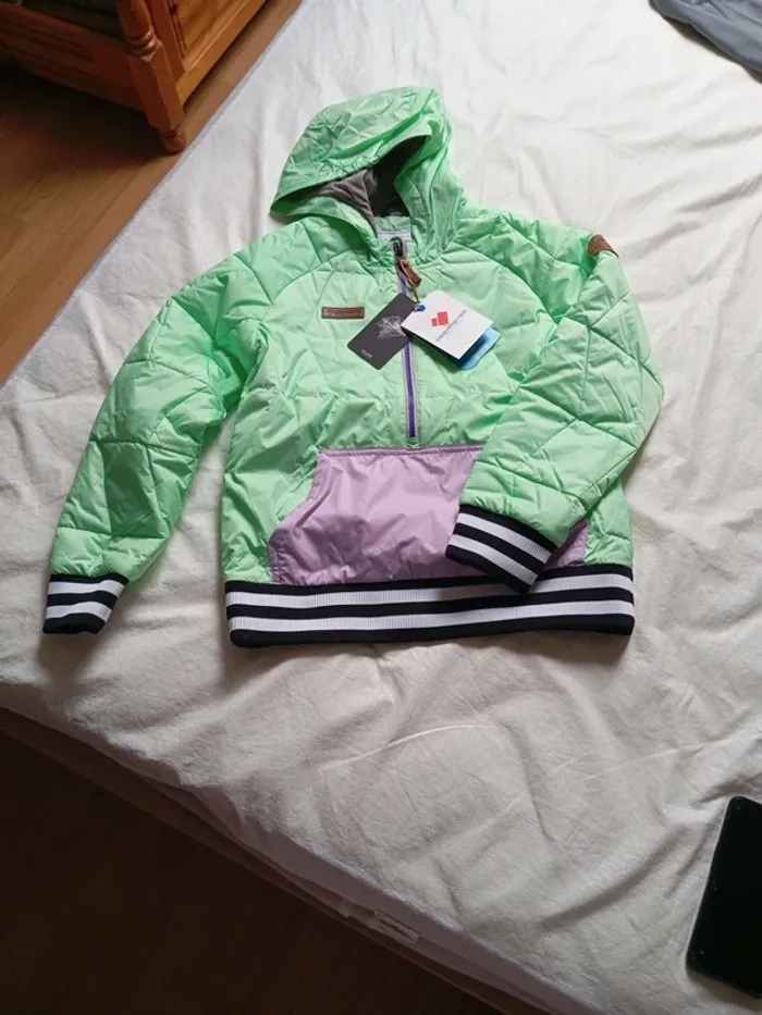Sweat/ veste enfant Obermeyer taille M