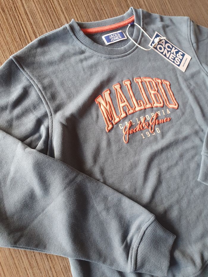 Très joli sweat Jack & Jones Junior 🦋 - photo numéro 3