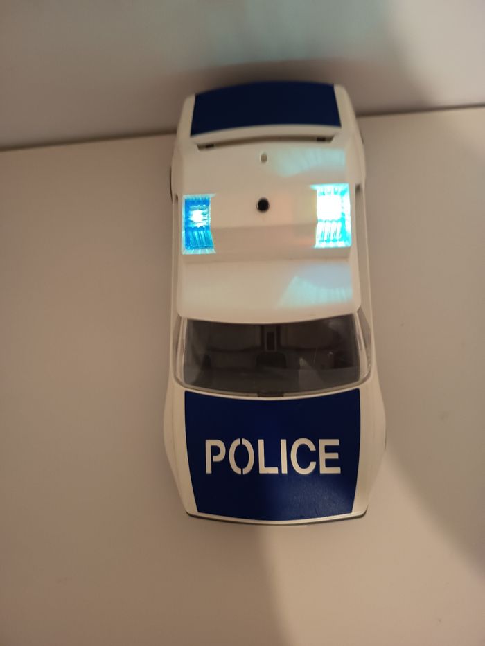 Playmobil voiture de police - photo numéro 2