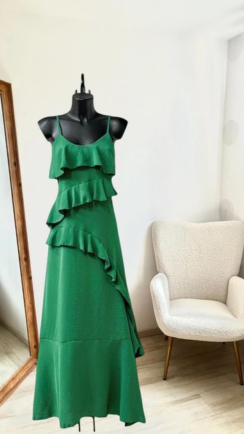 Robe longue à fente sur le côté verte