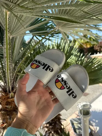 Claquettes plage mixte 35