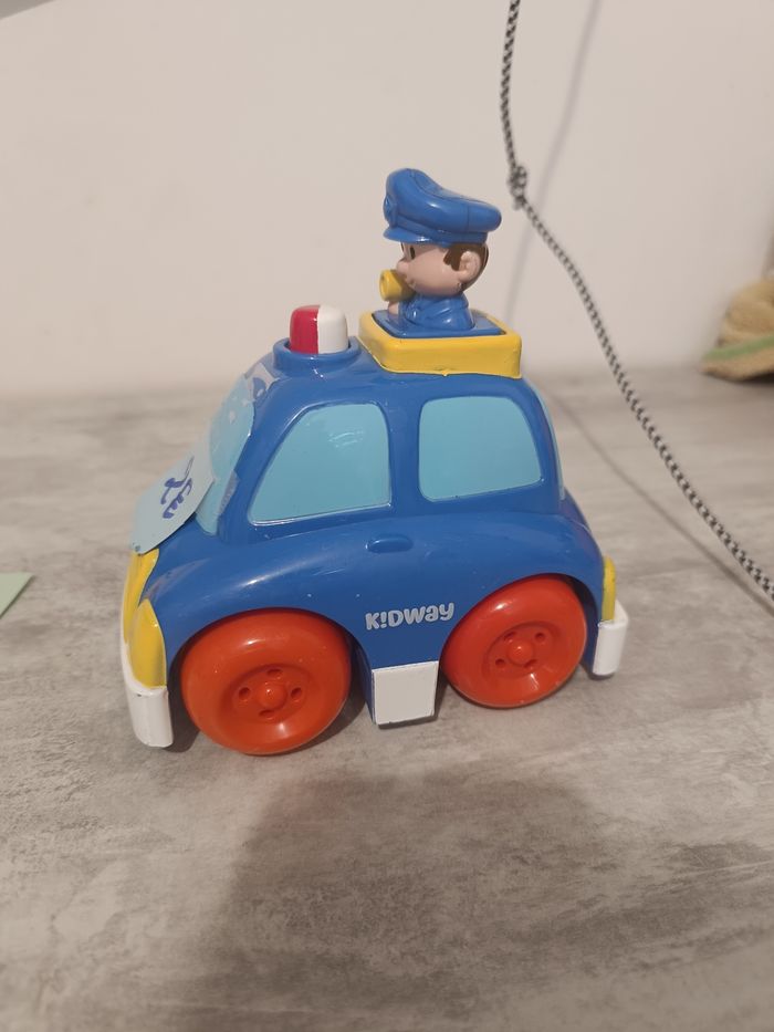 Voiture kidway - photo numéro 2