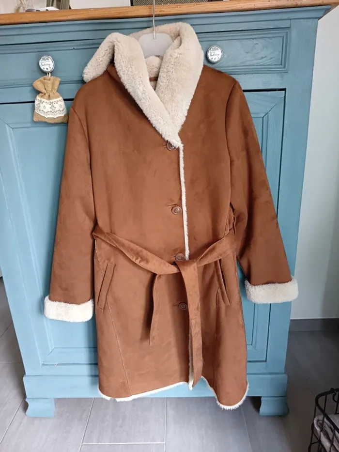 Manteau neuf sauvage poésie