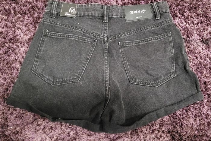 Short neuf - photo numéro 2
