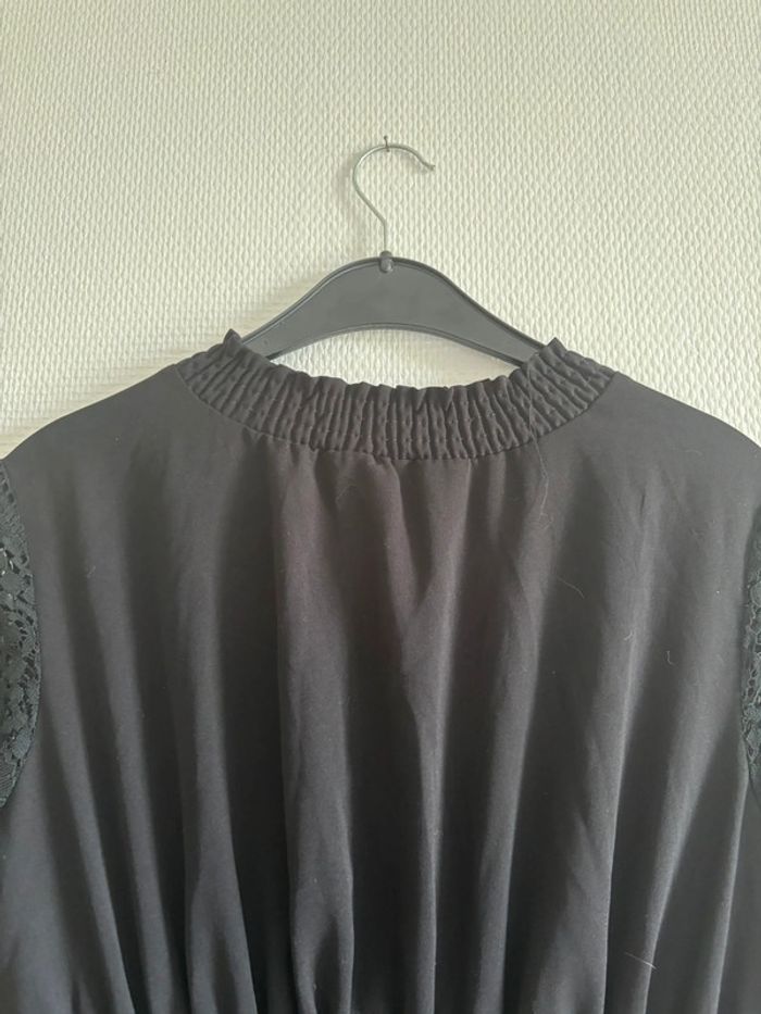 Robe avec manches dentelles - photo numéro 3