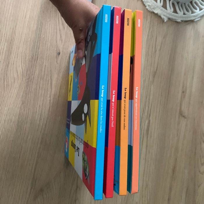 Lot livre le loup les grand album très bonne état - photo numéro 3