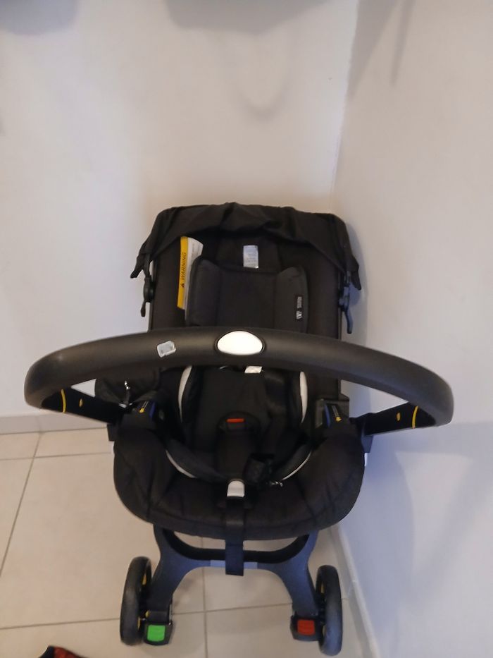 Poussette  siège auto - photo numéro 2