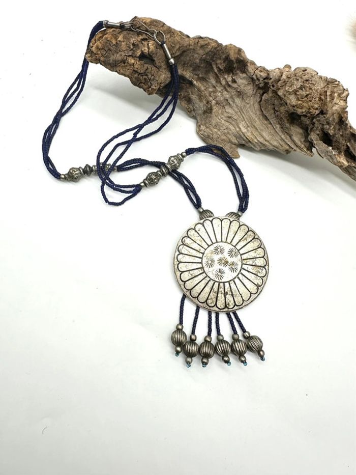 Collier long