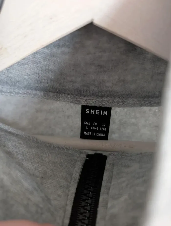Sweat - Shein - taille L - photo numéro 2