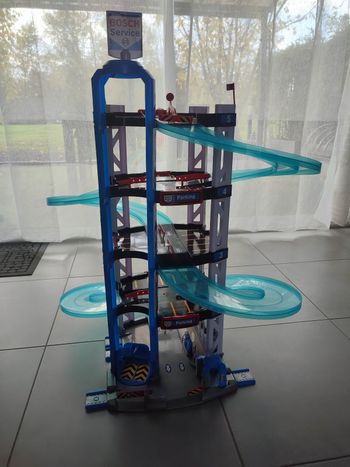 Circuit voiture bosh