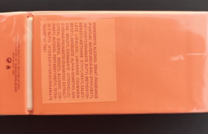 Eau de parfum Tom Ford bitter peach100 ml - photo numéro 2