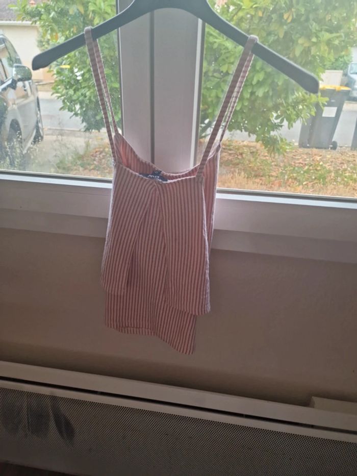 Haut avec bretelle - photo numéro 2