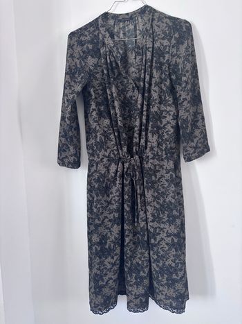 Robe kaki fleurie taille 34 Ikks