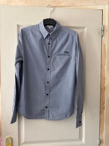 Chemise Hugo Boss enfant taille 16 ans 