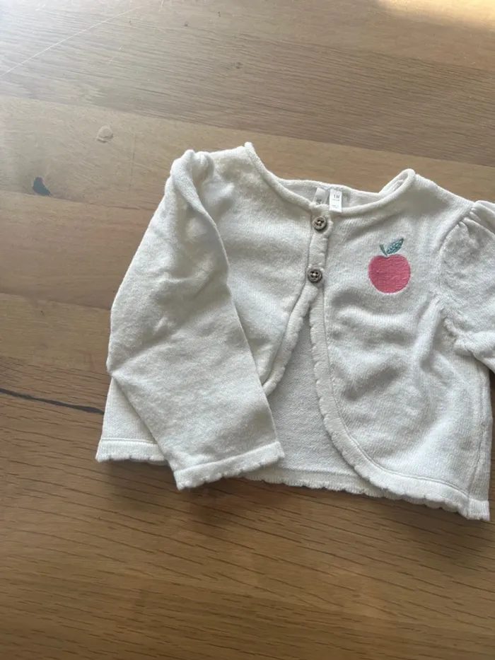 Gilet 1 mois - photo numéro 3