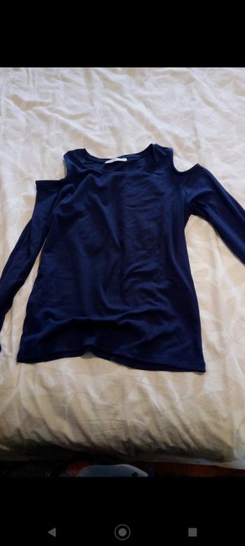 Tee-shirt manches longues épaules dénudées Cache cache