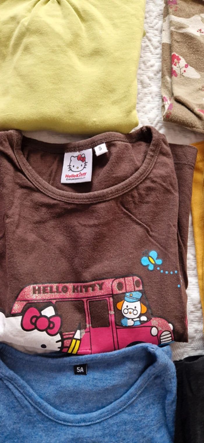 Lot de 13 t-shirts manches longues fille 5 ans - photo numéro 8