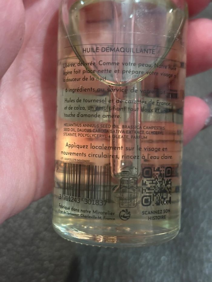 Huile naturelle démaquillante de chez Mira - photo numéro 4