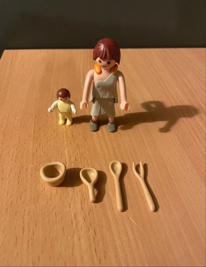 Lot Playmobil Femme préhistorique (n°10) Figures séries 1 N°5204