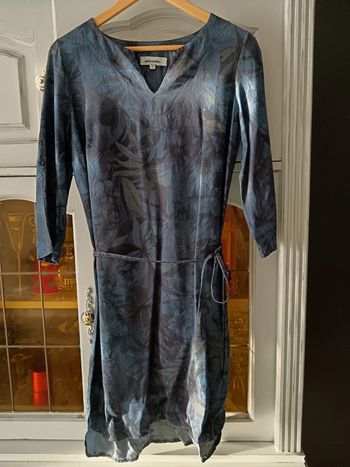 Robe fleurie bleue