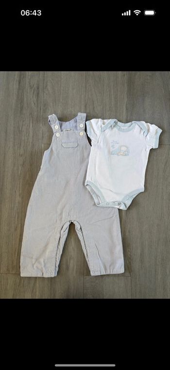 Ensemble taille 9 mois