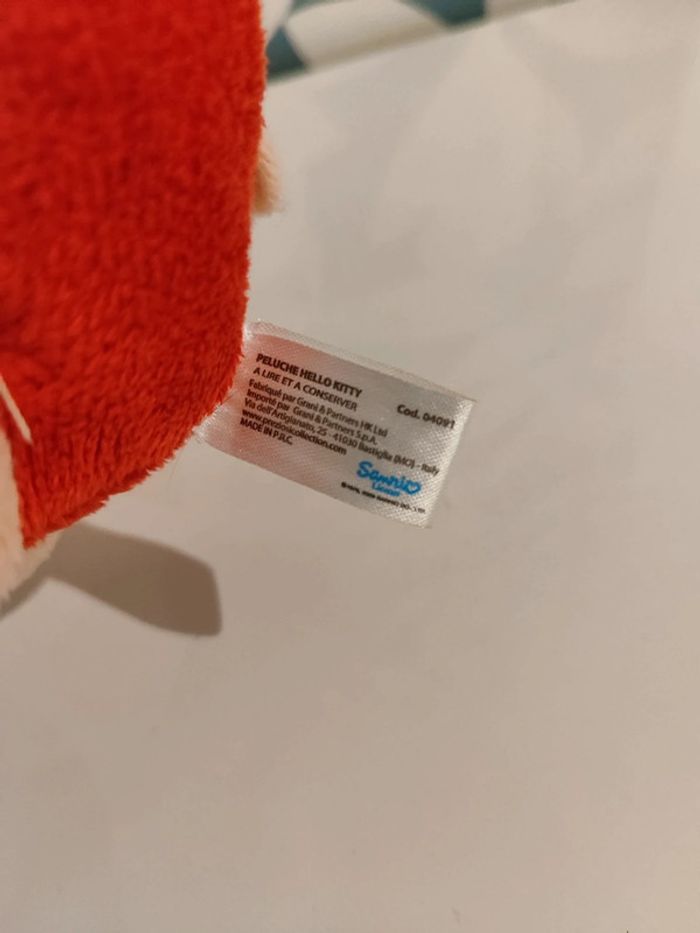 Peluche Hello Kitty sanrio - photo numéro 4