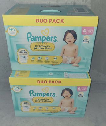 Lot de 152 couches Pampers Premium Protection taille 4 neufs
