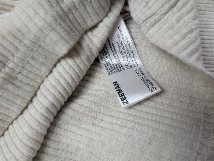 Ensemble pantalon + haut beige - photo numéro 5