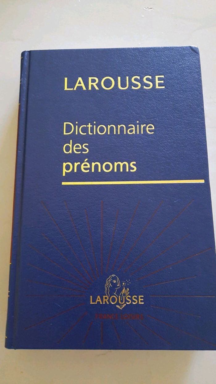 Dictionnaire des prénoms larousse