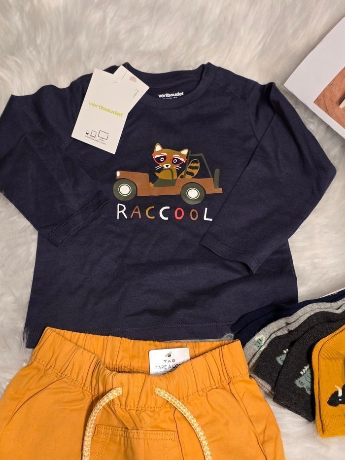 NEUFS (non portés) 🏷😍🤩💙👌superbe ensemble  teeshirt,  pantalon et chaussettes 12 mois garçon 😍🤩💙 - photo numéro 3