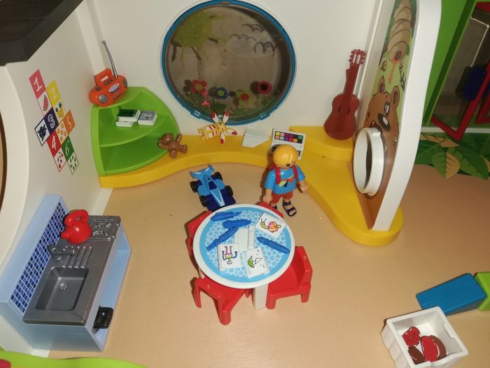 Centre de loisirs et crèche playmobil - photo numéro 6