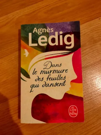 Dans le murmure des feuilles qui dansent