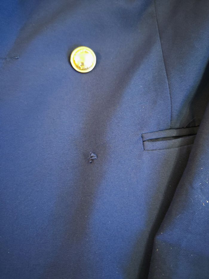 Blazer bleu marine avec bouton doré avec épaulettes Amy Lynn Taille M - photo numéro 2