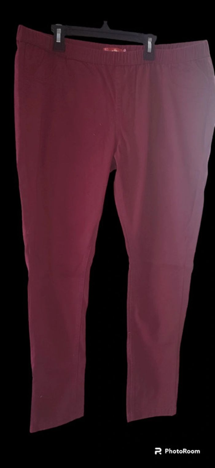 Pantalon bordeau - photo numéro 2